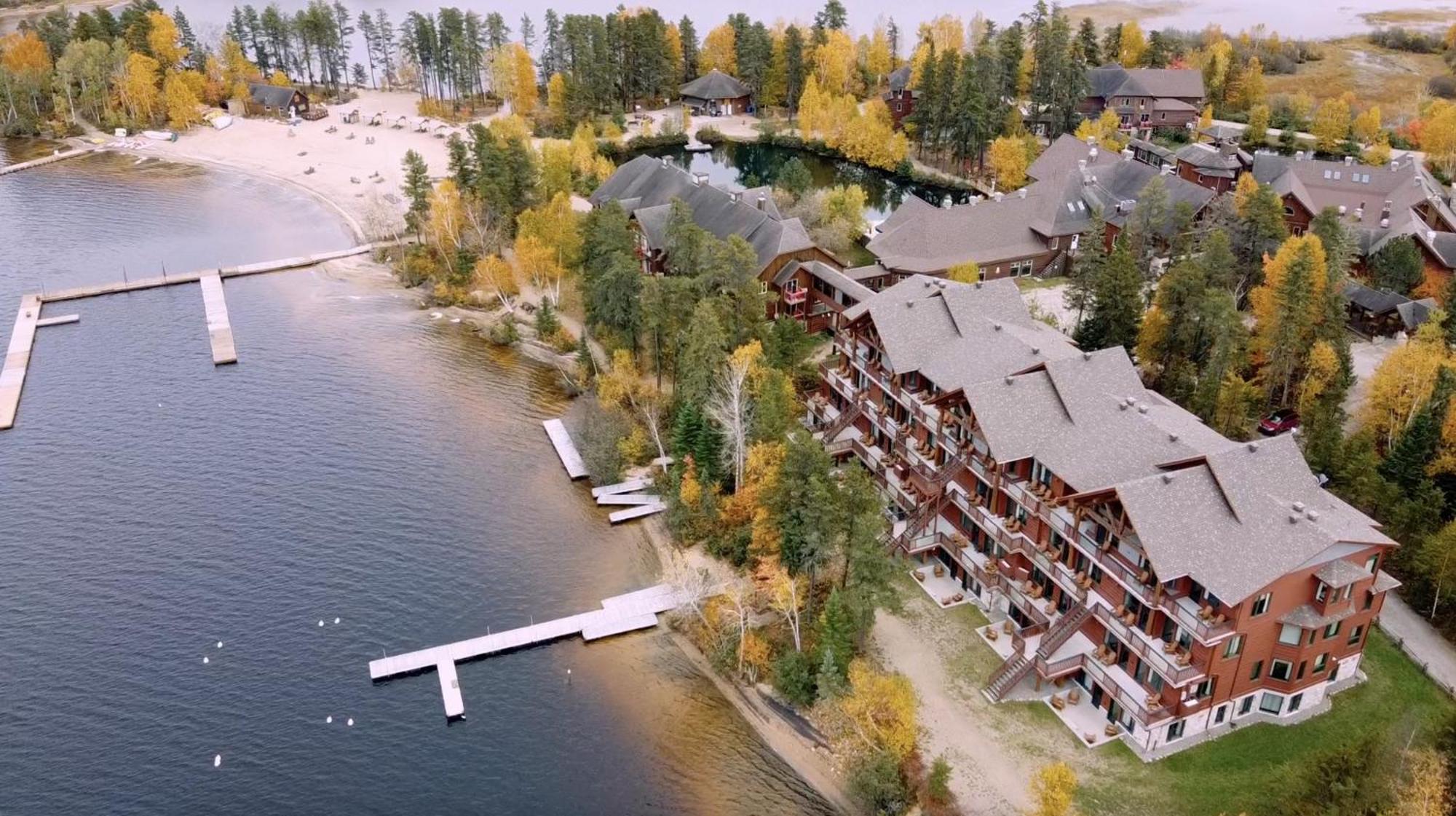 Les Condos Du Lac Taureau- Rooms & Condos Saint-Michel des Saints Luaran gambar